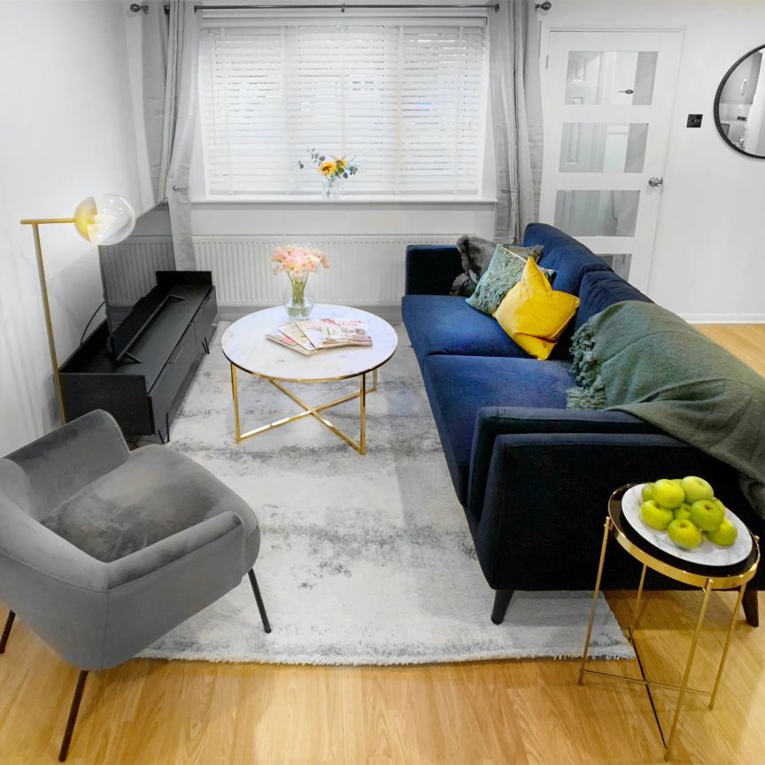 2 Bed, House - Photo 1