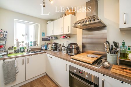 2 bedroom end of terrace to rent Gresley Way, Copcut, WR9 - Photo 2
