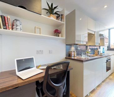 Studio to rent - Photo 6