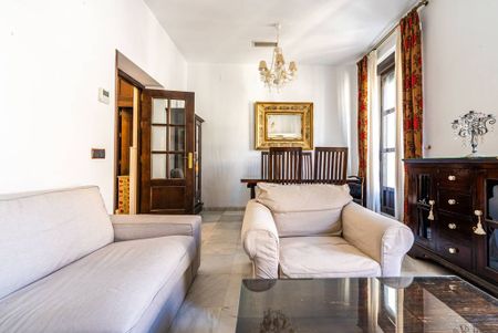 3 bedroom luxury Apartment for rent in Seville, Spain - Photo 2