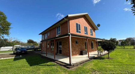 A blend of size, style, and location to suit a variety of lifestyle needs - Photo 3