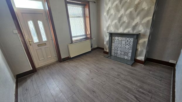 2 bed Terraced - To Let - Photo 1