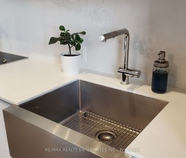 383 Sorauren Lofts - Photo 1