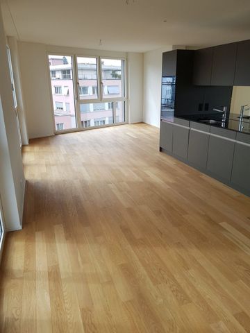 2.5 Zimmer, 95 m², 4. Stock - Foto 4
