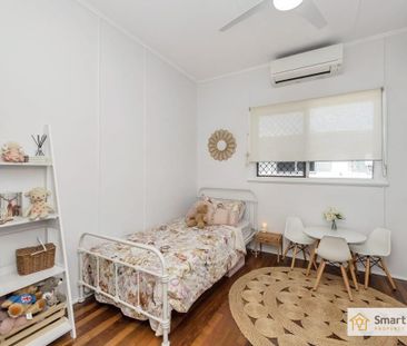 233 Ireland Street, Oonoonba QLD 4811 - House For Rent | Domain - Photo 3