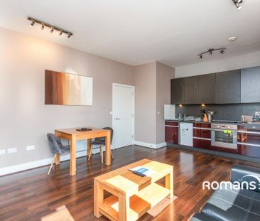 1 bedroom flat to rent - Photo 2