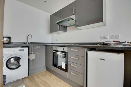 Enterprise House, Isambard Brunel Road, Portsmouth, PO1 - Photo 5