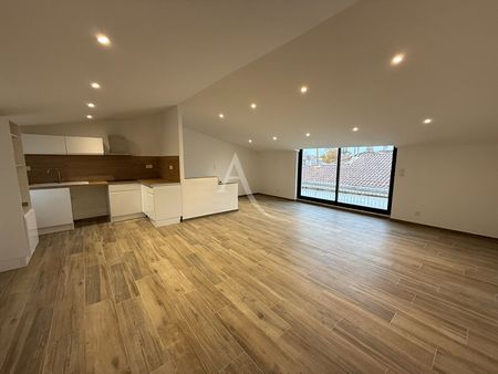 Location Appartement 4 pièces 91m² - Photo 2