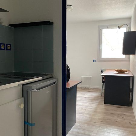 Location Appartement 1 pièce 18m² ROUEN 76000 - Photo 4