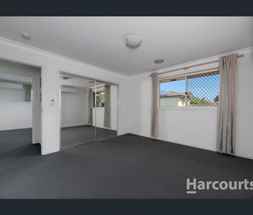 Style, Comfort and Convenience - Photo 5