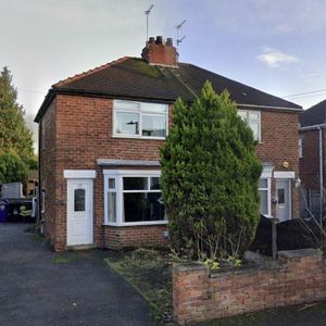 Crompton Avenue, Sprotborough, Doncaster - Photo 2