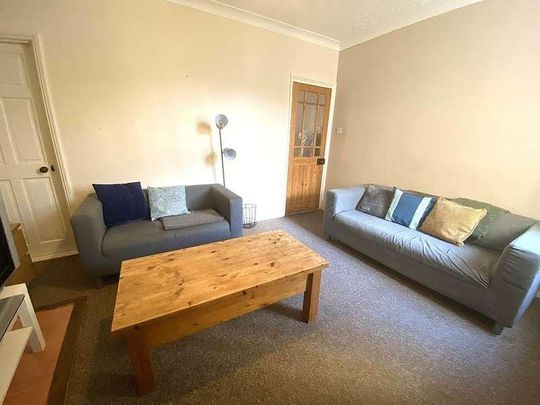 York Road, Canterbury, CT1 - Photo 1