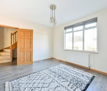 3 bedroom end of terrace house to rent - Photo 5