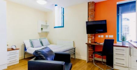 One Bed - Photo 2