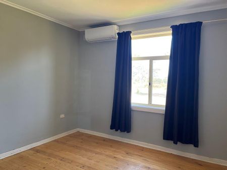 5 Shard Crescent - Photo 2