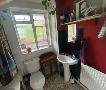 Room in a Shared Flat, High Cross Road, N17 - Photo 5
