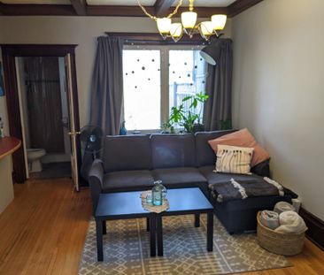 For Lease - 1492 King Street, Toronto, Ontario - Photo 2