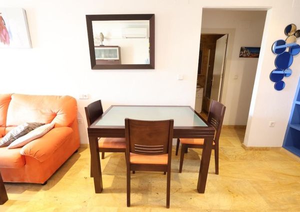 Apartamento bajo en Aguamarina.