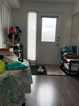 For Lease - 4620 Guildwood Way Unit# 27, Mississauga, Ontario - Photo 1