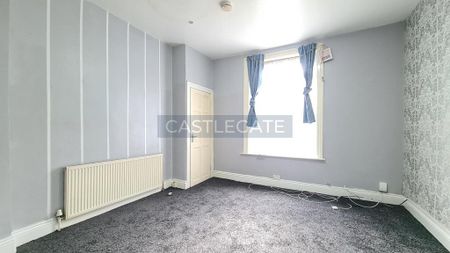 3 bedroom terraced house to rent - Photo 3
