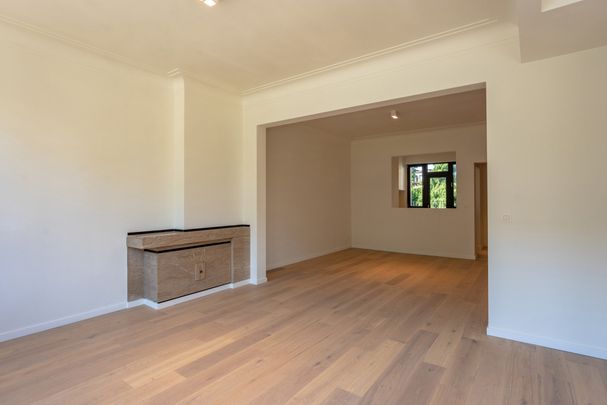 Prachtig 2 slpk appartement met ruim terras en berging. - Photo 1