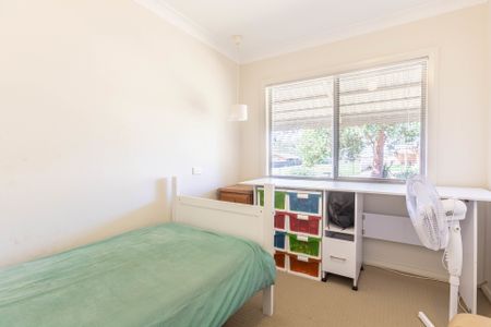 Cul-de-sac Location! - Photo 3