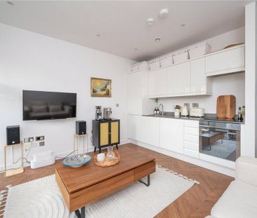 1 bedroom flat to rent - Photo 2