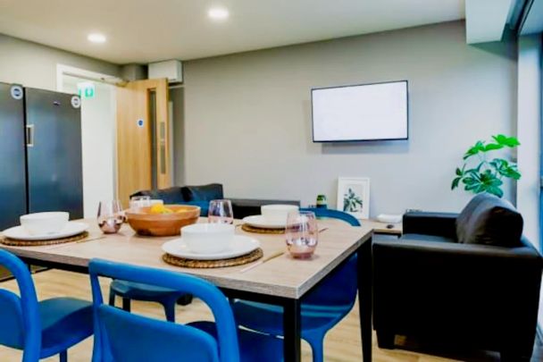 6 Bed Standard Ensuite - Photo 1