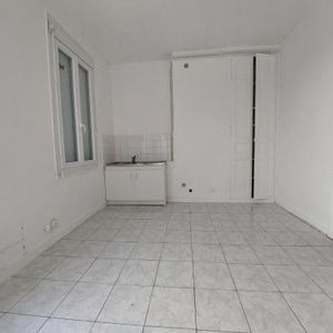 Location Appartement 2 pièces 33m² CAUDEBEC LES ELBEUF 76320 - Photo 2