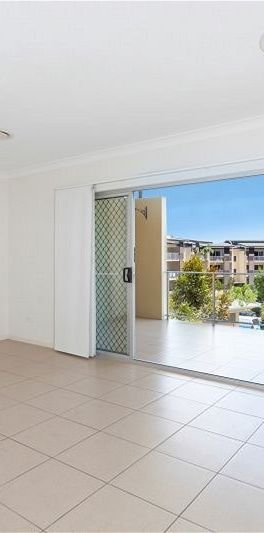 2 bedrooms, 2 bathrooms, 1 car space, 2 balconies, Air Con, Pool, BBQ, Park, Security, Public Transport - Photo 1