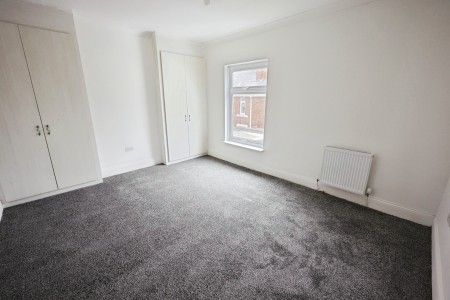 2 bedroom House To Rent - Photo 4