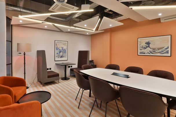 Platinum Studio - Photo 1