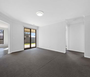 5 Newmarket Tce, Miners Rest, VIC, 3352 - Photo 2