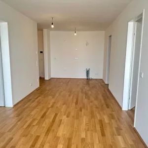 ZU HAUSE DIREKT AN DER U3 MIETE - Photo 1