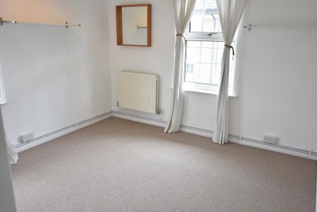 3 bedroom maisonette to rent - Photo 5