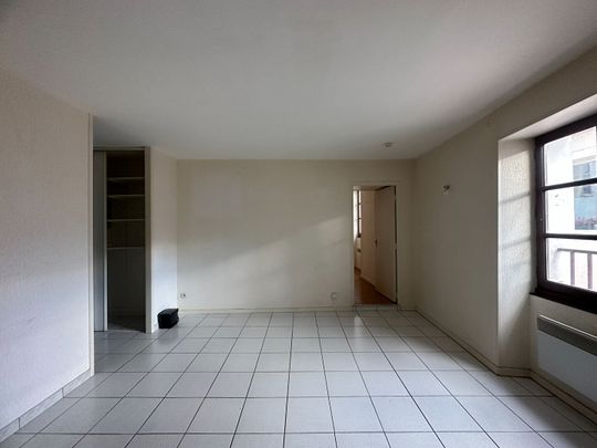 Appartement T2 près de ARPAJON à louer - Photo 1