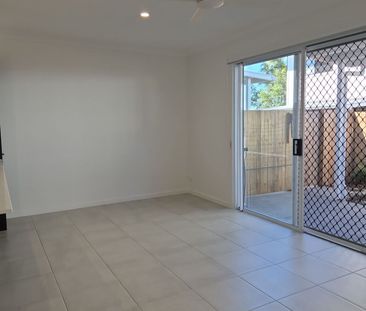 ***BRAND NEW*** 3 BEDROOM TOWNHOUSE AVAILABLE NOW - Photo 1