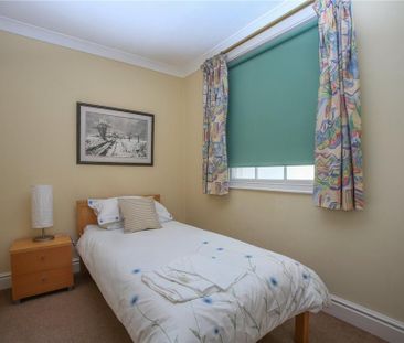 3 bedroom apartment to rent - Photo 6