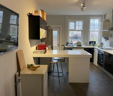 1 bedroom in a house share to rent - Photo 6