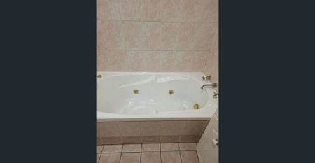 Spacious 5-Bedroom Bradbury Home with Sunroom, Fireplace & Man Cave - Photo 4