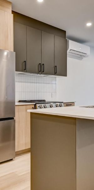 Superbe 6 ½ sur 2 étages à Deux-Montagnes (Environ 1600 pc) (secteur REM) - Photo 1