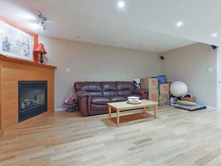 For Lease - 292 Hillside Drive, Mississauga, Ontario - Photo 5