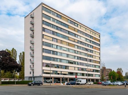 Vernieuwd appartement gelegen op de 2de verdieping van Residentie Eugène Van Marcke! - Foto 3