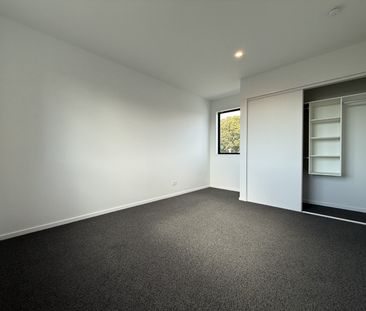 Unit 2, 102 Edinburgh Street, Spreydon, Christchurch - Photo 1