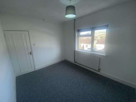 Cefn Ilan Road, Abertridwr, Caerphilly, CF83 - Photo 2