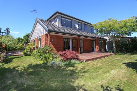 A Beautiful Home in Riccarton – Modern and a Must see - Photo 5