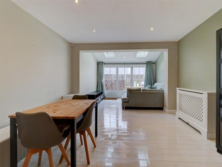 Chapel Street, Leamington Spa - Photo 2