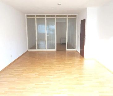 Im Herzen von Rüttenscheid - helle Wohnung mit Einbauküche! - Photo 1