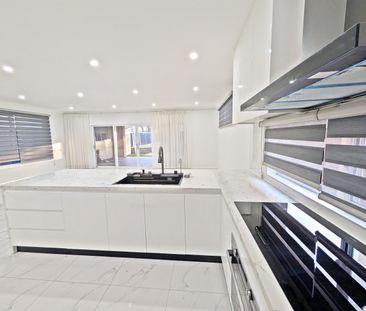 Spacious 6-Bedroom Family Home Now Available To Rent - Photo 4