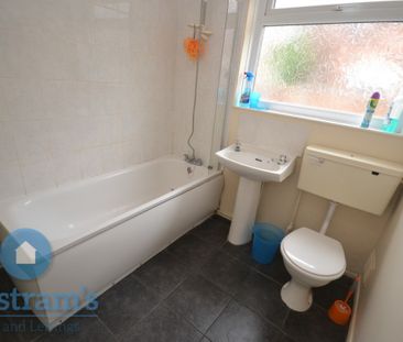 4 bed Shared House for Rent - Photo 2